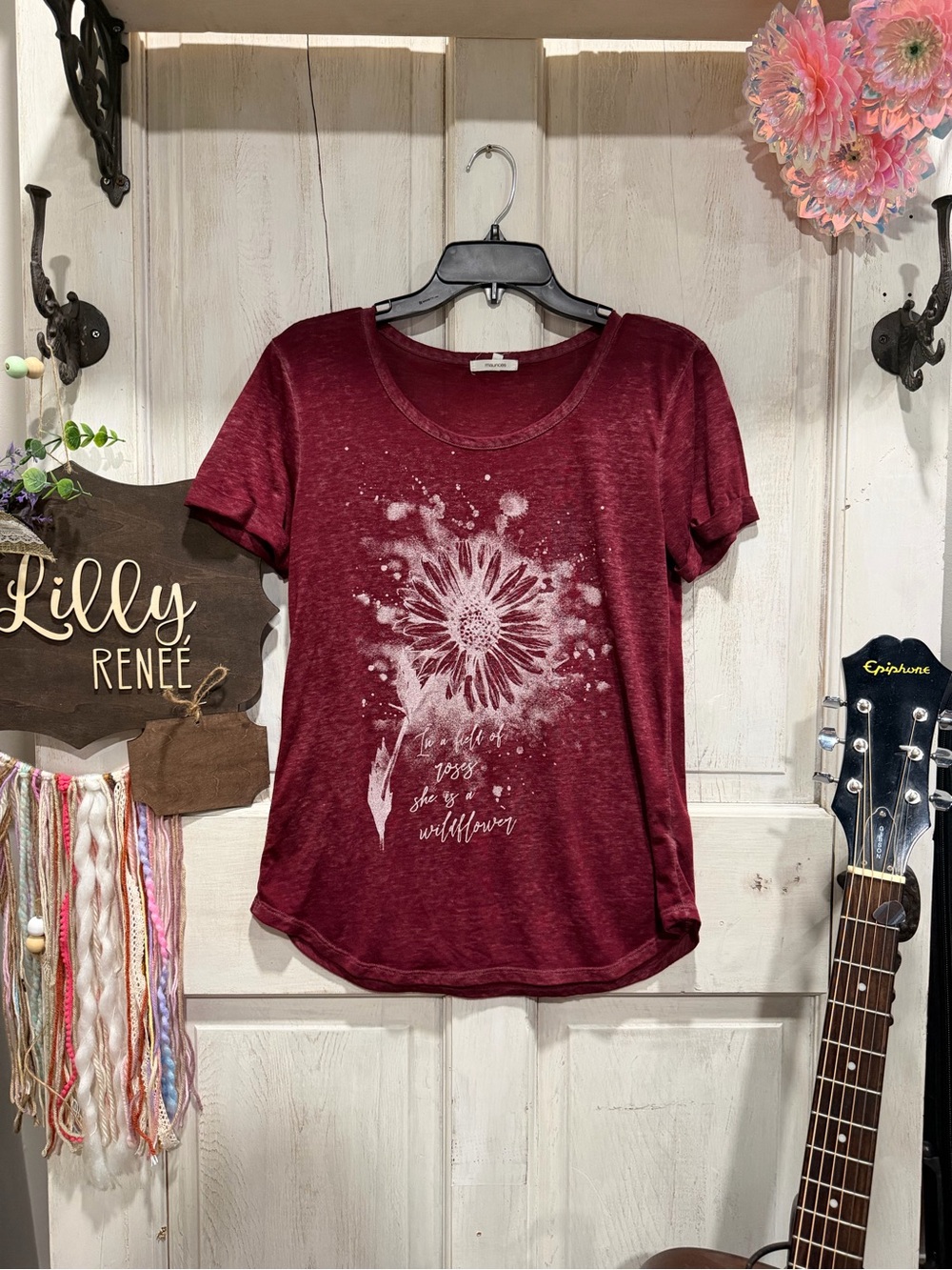 Maurices Maroon Floral Graphic Short Sleeve Tee